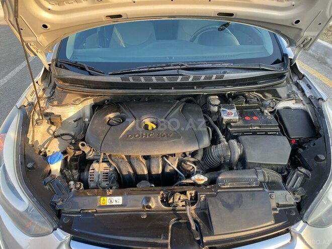 Hyundai Elantra 2014, 120,000 km - 1.8 л - Bakı
