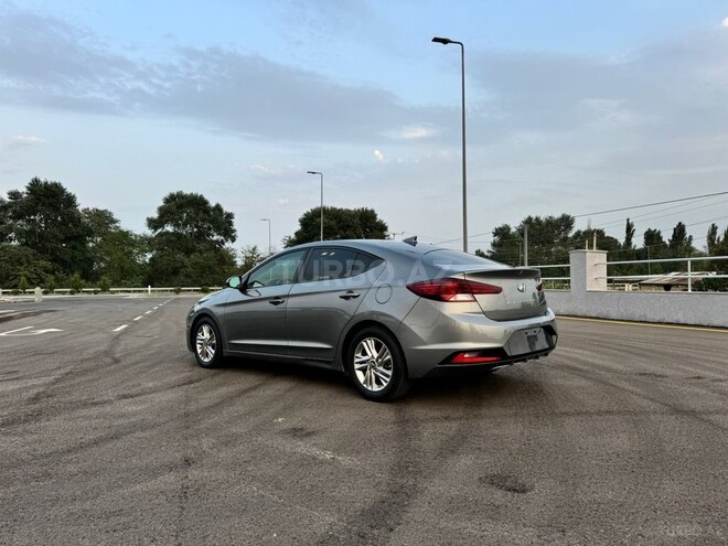 Hyundai Elantra 2018, 118,000 km - 2.0 л - Ağcabədi