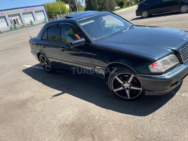 Mercedes C 240 1999, 312,000 km - 2.4 l - Qazax