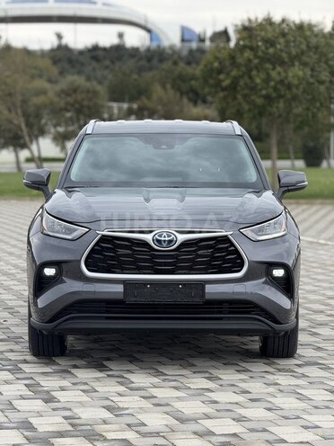 Toyota Highlander 2023, 17,000 km - 2.5 l - Bakı