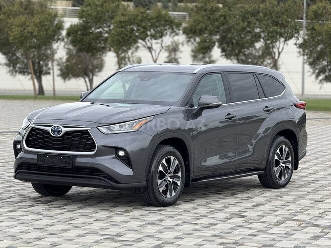 Toyota Highlander 2023, 17,000 km - 2.5 l - Bakı