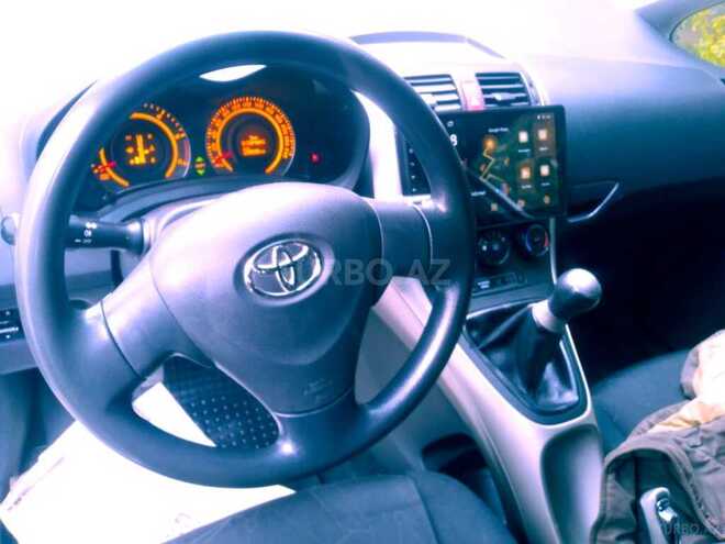 Toyota Auris 2007, 225,000 km - 1.4 l - Bakı