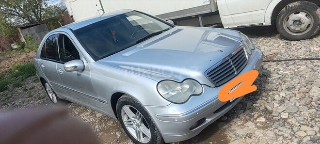 Mercedes C 240 2000, 300,000 km - 2.4 l - Tovuz