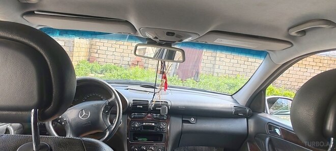 Mercedes C 240 2000, 300,000 km - 2.4 l - Tovuz