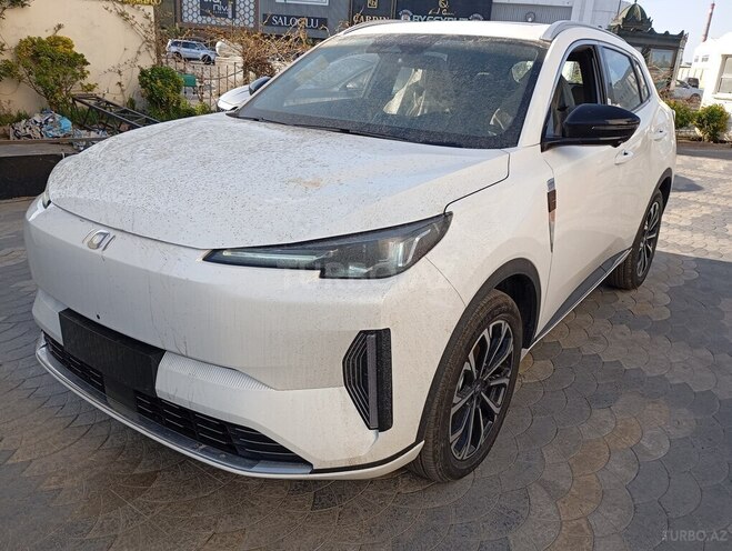 Changan Qiyuan Q05-4