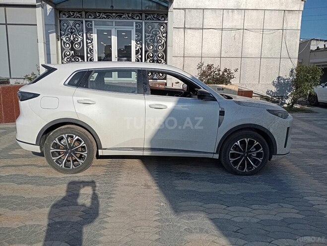 Changan Qiyuan Q05-5