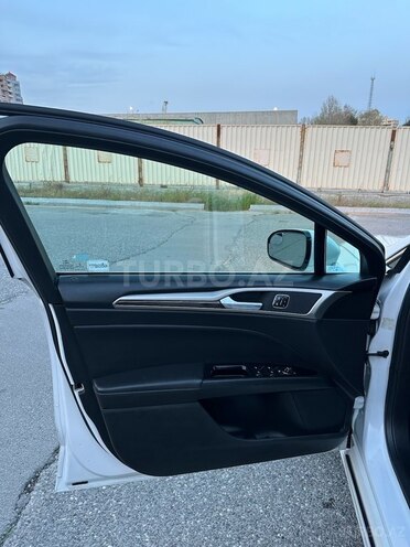 Ford Fusion (North America) 2013, 207,857 km - 1.6 л - Bakı