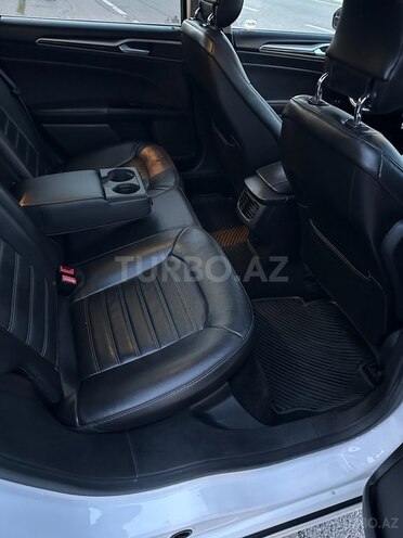 Ford Fusion (North America) 2013, 207,857 km - 1.6 л - Bakı