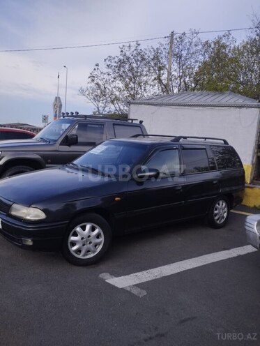 Opel Astra 1997, 380,000 km - 1.6 l - Zaqatala