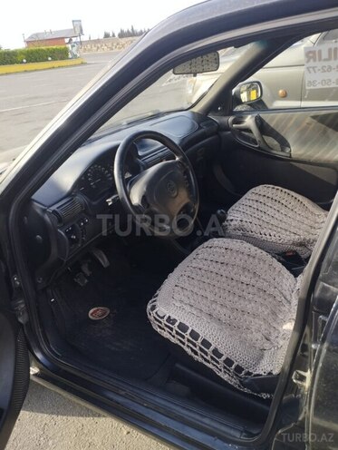 Opel Astra 1997, 380,000 km - 1.6 l - Zaqatala