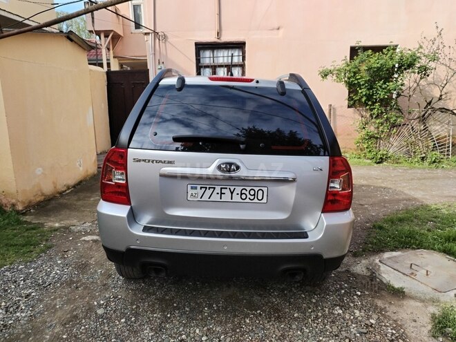 Kia Sportage 2007, 200,000 km - 2.0 l - Qazax