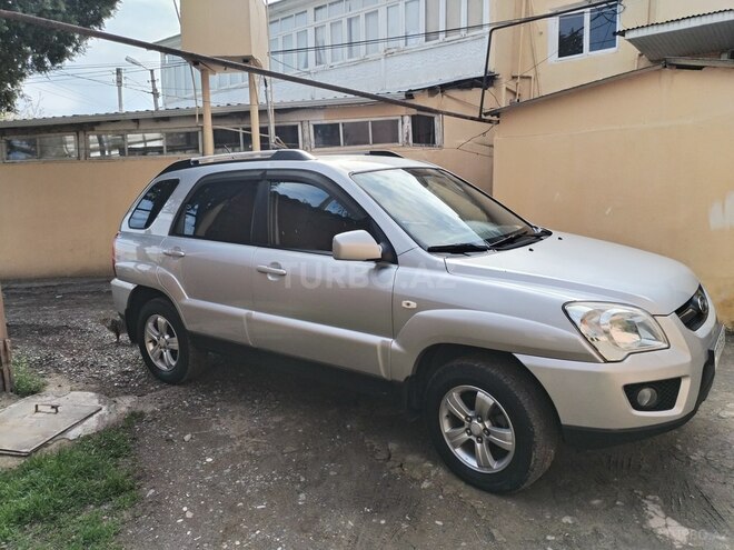 Kia Sportage 2007, 200,000 km - 2.0 l - Qazax