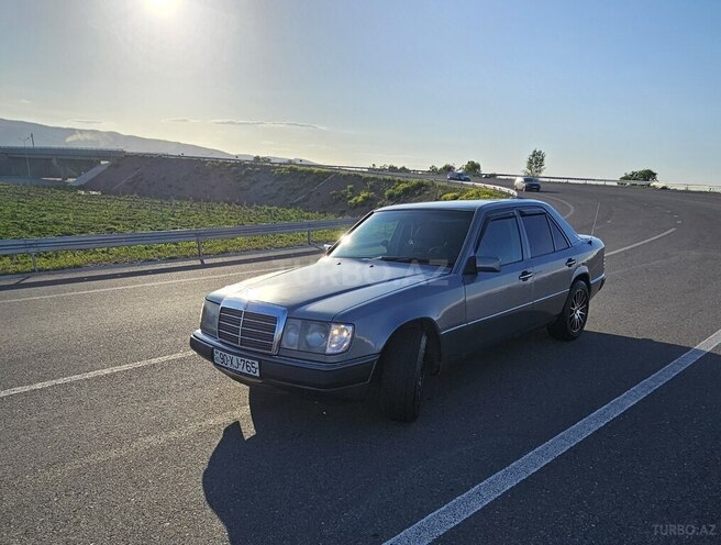 Mercedes E 200 d 1991, 392,000 km - 2.0 l - Qazax