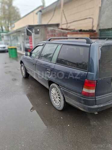 Opel Astra 1994, 570,000 km - 1.6 l - Şəki