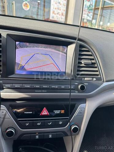 Hyundai Elantra 2017, 189,903 km - 2.0 л - Bakı