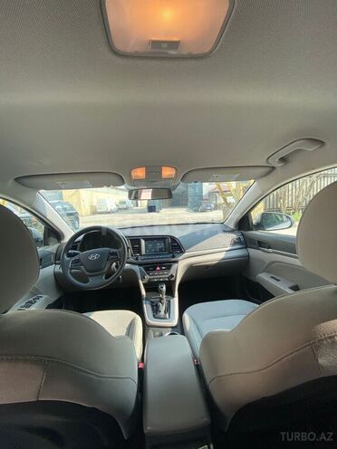 Hyundai Elantra 2016, 193,121 km - 2.0 l - Bakı