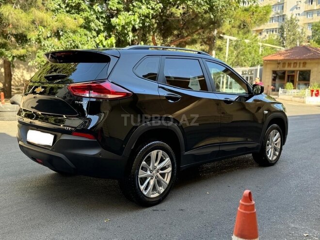 Chevrolet Tracker-6