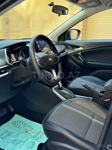 Chevrolet Tracker-11