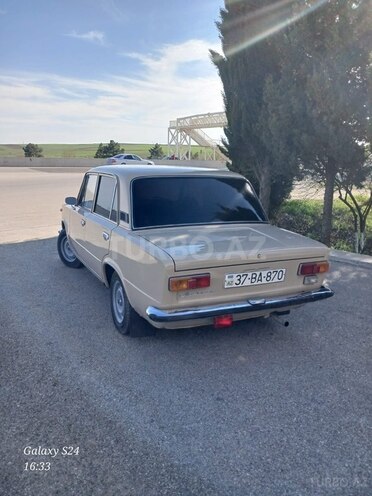 LADA (VAZ) 21011 1984, 100,000 km - 1.3 l - Qobustan