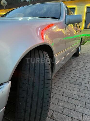 Mercedes S 320 1995, 499,999 km - 3.2 л - Quba