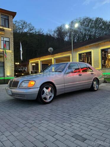 Mercedes S 320 1995, 499,999 km - 3.2 л - Quba
