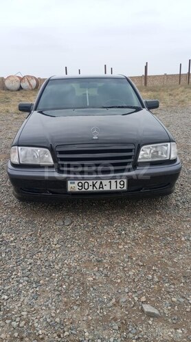 Mercedes C 200 1998, 272,000 km - 2.0 l - Qazax