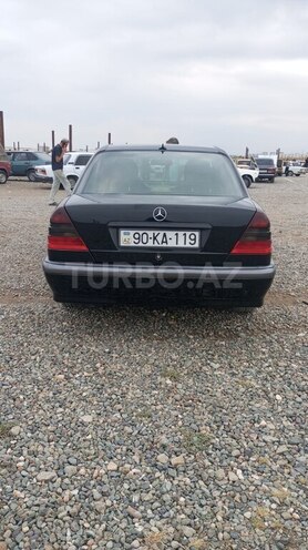 Mercedes C 200 1998, 272,000 km - 2.0 l - Qazax