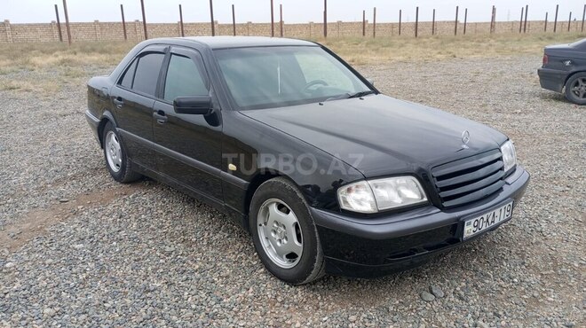 Mercedes C 200 1998, 272,000 km - 2.0 l - Qazax