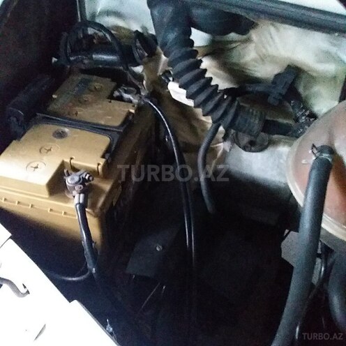 Ford Transit Connect 1999, 150,000 km - 2.5 l - Qax