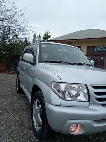 Mitsubishi Pajero io 2002, 207,000 km - 2.0 л - Lənkəran