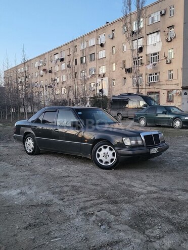 Mercedes E 250 1992, 54,321 km - 2.5 l - Sumqayıt