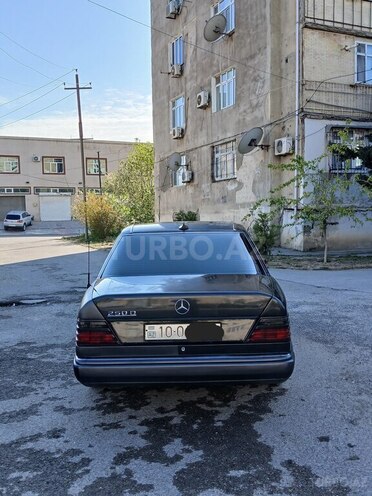 Mercedes E 250 1992, 54,321 km - 2.5 l - Sumqayıt