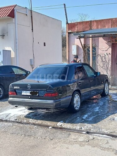 Mercedes E 250 1992, 54,321 km - 2.5 l - Sumqayıt