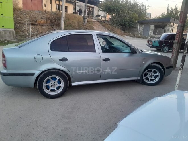 Skoda Octavia 2002, 250,000 km - 1.6 l - Bakı