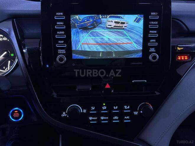 Toyota Camry-9