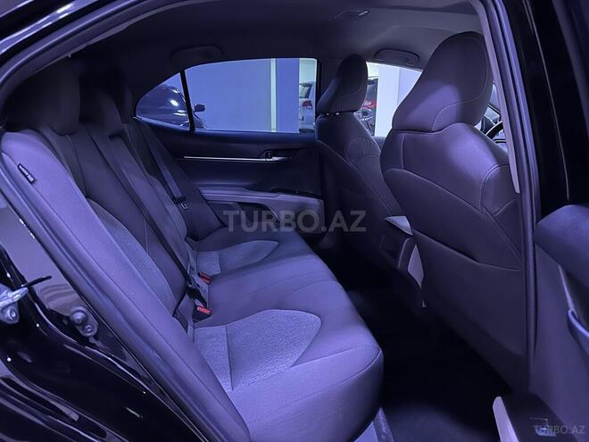 Toyota Camry-11