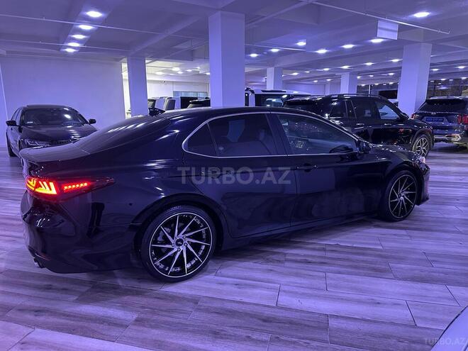 Toyota Camry-3