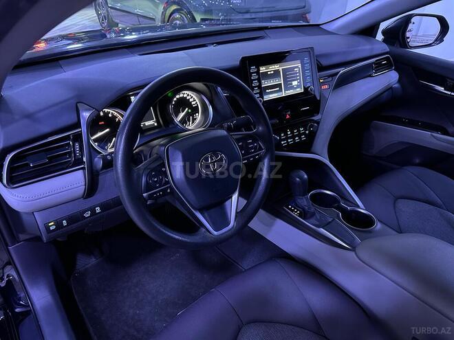 Toyota Camry-5
