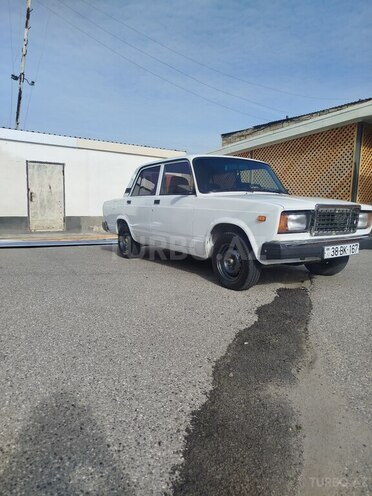 LADA (VAZ) 2107 2005, 45,000 km - 1.5 l - Qusar