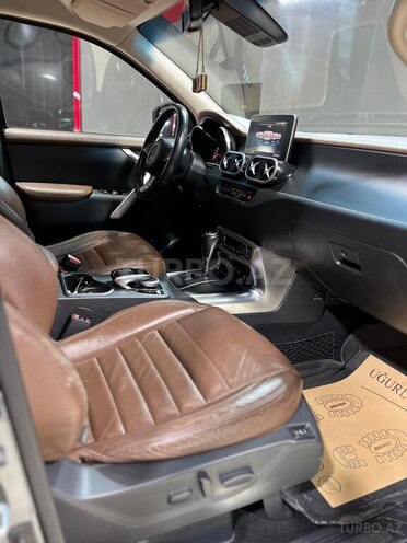 Mercedes  2019, 122,002 km - 2.3 l - Sumqayıt
