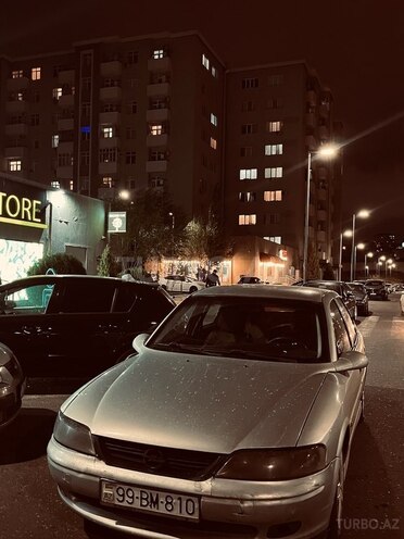Opel Vectra 1999, 100,000 km - 1.8 l - Bakı