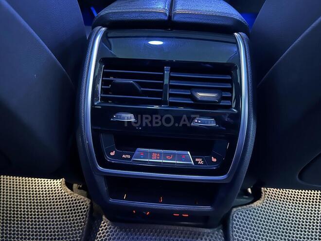 BMW X7 2019, 107,000 km - 3.0 l - Bakı