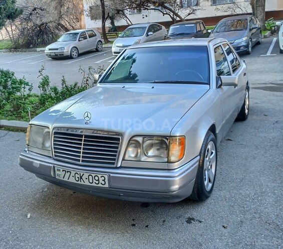 Mercedes E 220 1994, 550,000 km - 2.2 l - Bakı