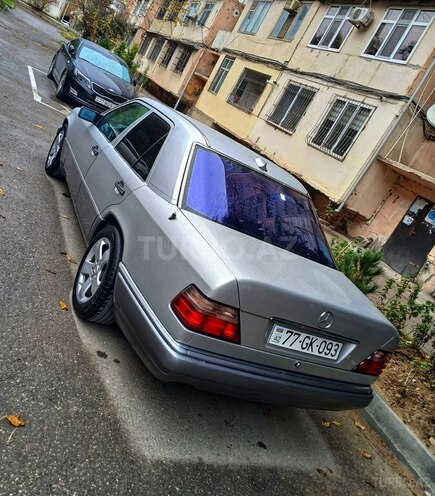 Mercedes E 220 1994, 550,000 km - 2.2 l - Bakı