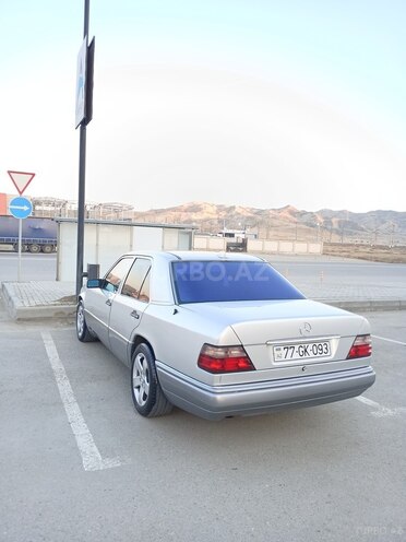 Mercedes E 220 1994, 550,000 km - 2.2 l - Bakı