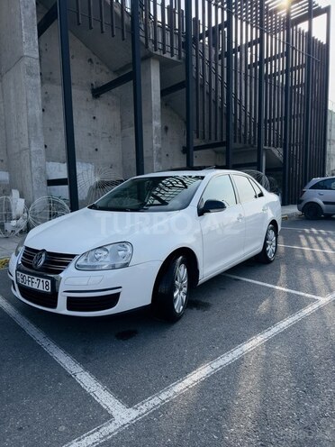 Volkswagen Jetta 2009, 242,000 km - 1.6 л - Bakı