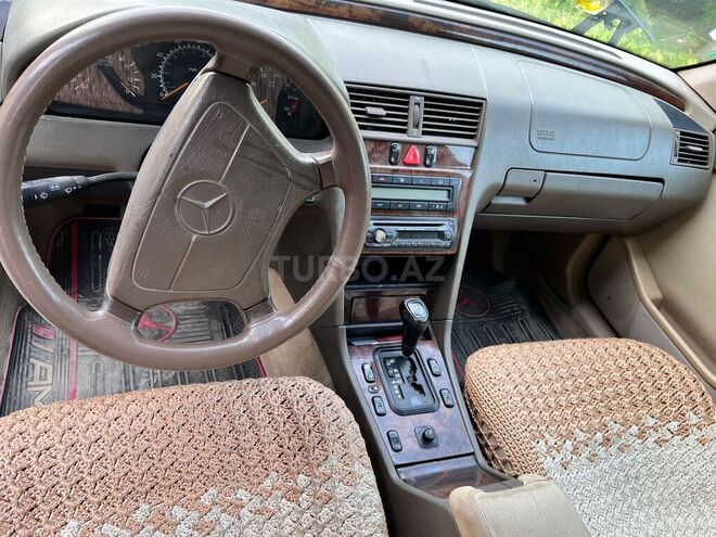 Mercedes C 230 1995, 240,000 km - 2.3 l - Ağcabədi