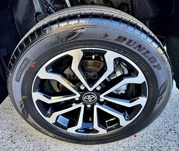 Toyota Frontlander-39