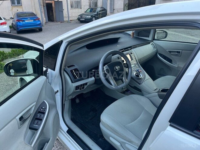 Toyota Prius 2012, 440,000 km - 1.8 л - Bakı