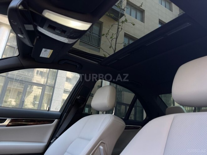Mercedes C 250-9